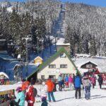 Lyžování u přehrady Pastviny 2026/27: 5 skiareálů a 80 km běžeckých stop